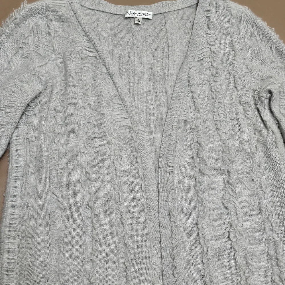 Neiman Marcus Women Cashmere L Cardigan Sweater Gray Fringe Luxury Cozy Office - Picture 5 of 16